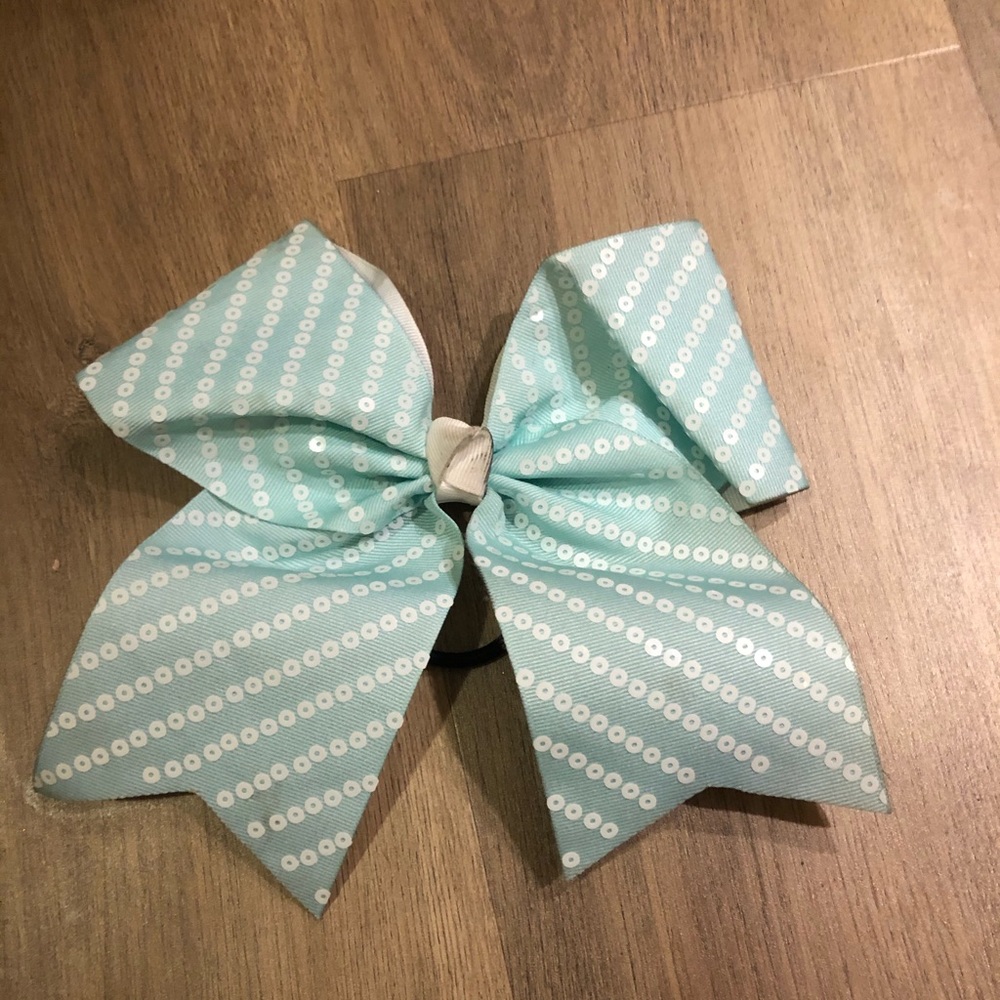 blue cheer bow